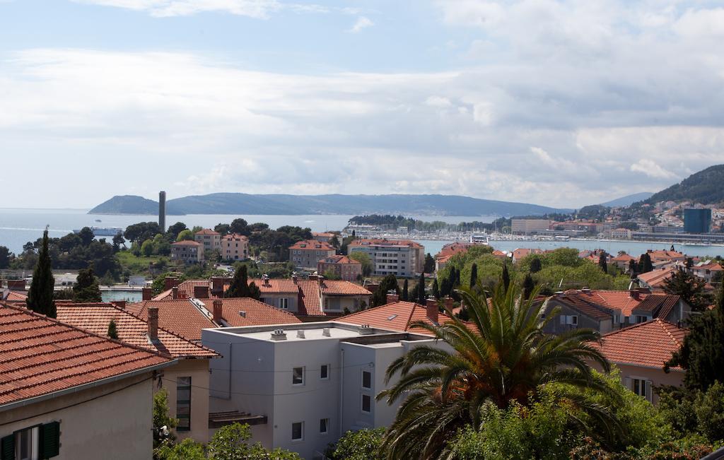 Apartment Firule Sandy Beach Split Exterior foto